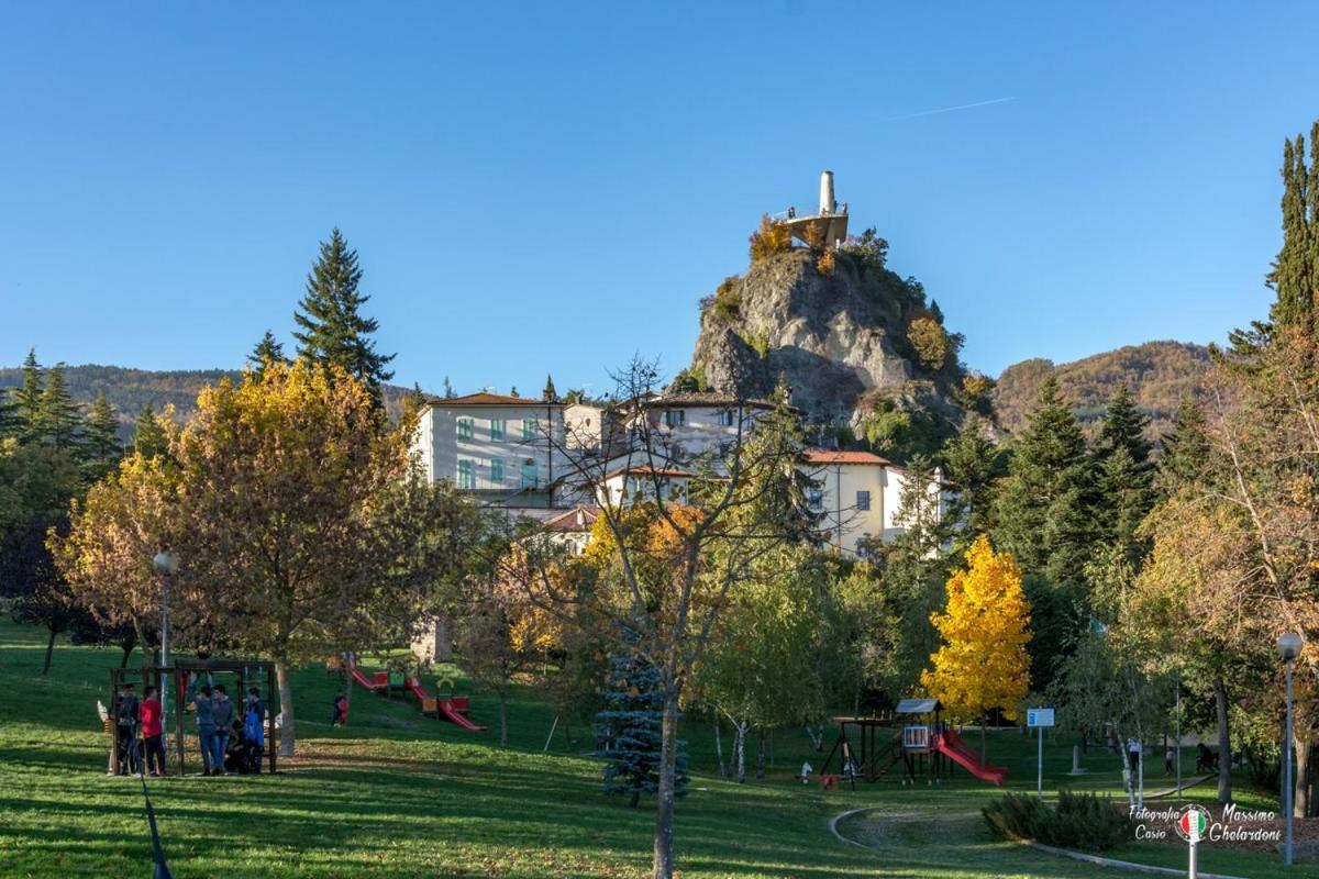 Hotel Antica Locanda La Posta Gaggio Montano Exterior foto